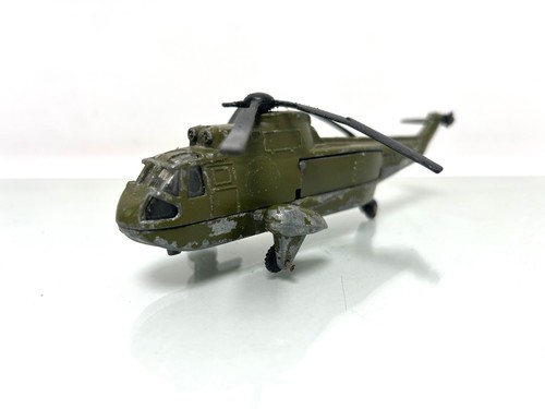 Dinky toys sea - sea, army
