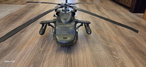 Scale sikorsky uh 60 - 1/18,